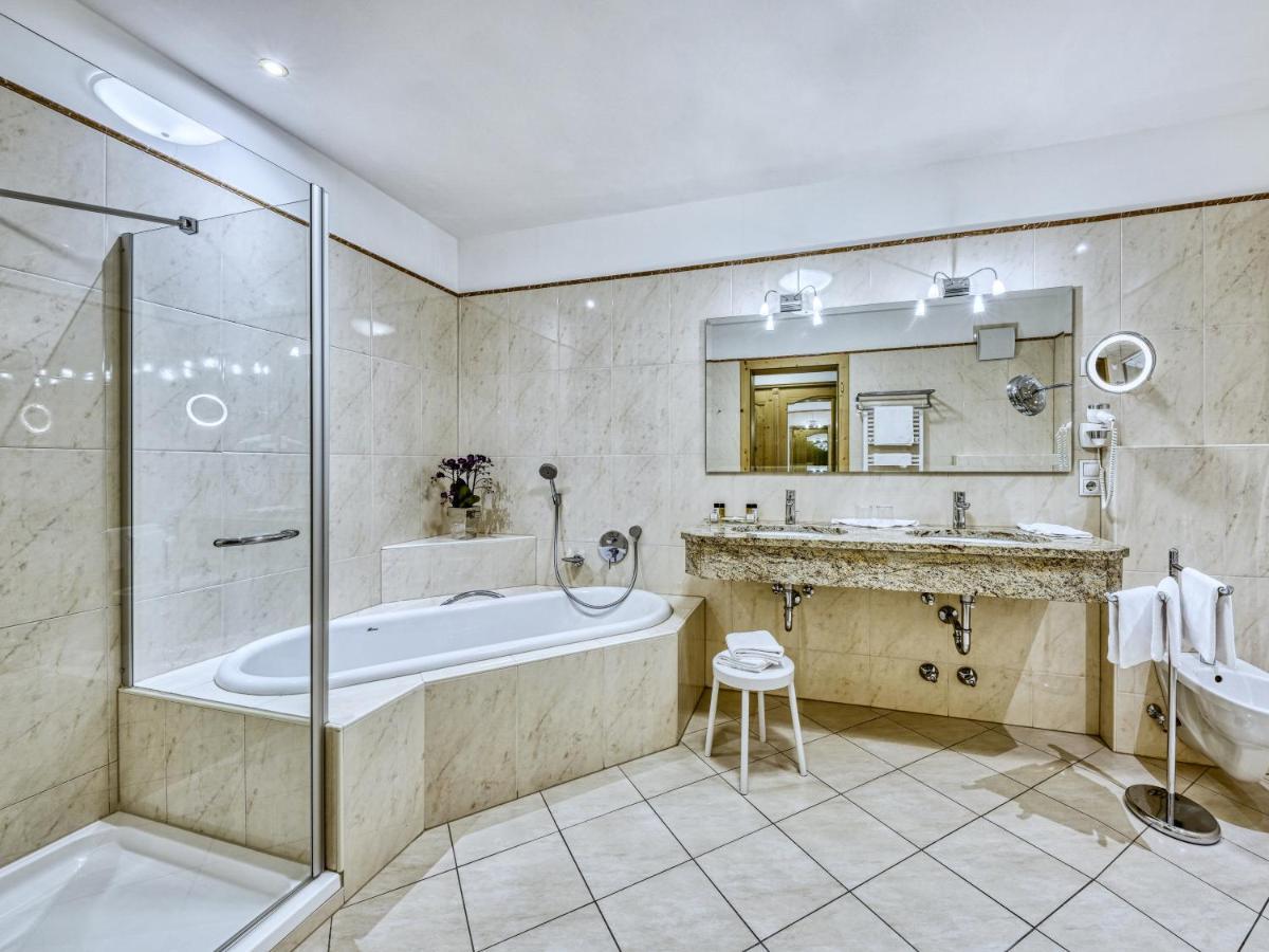 Hotel Traubenheim تيرولو المظهر الخارجي الصورة
